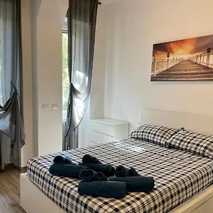  Apartment Housitalia