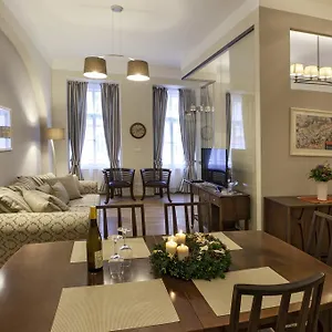 igor-and-david-apartments.praguehotelsweb.com/